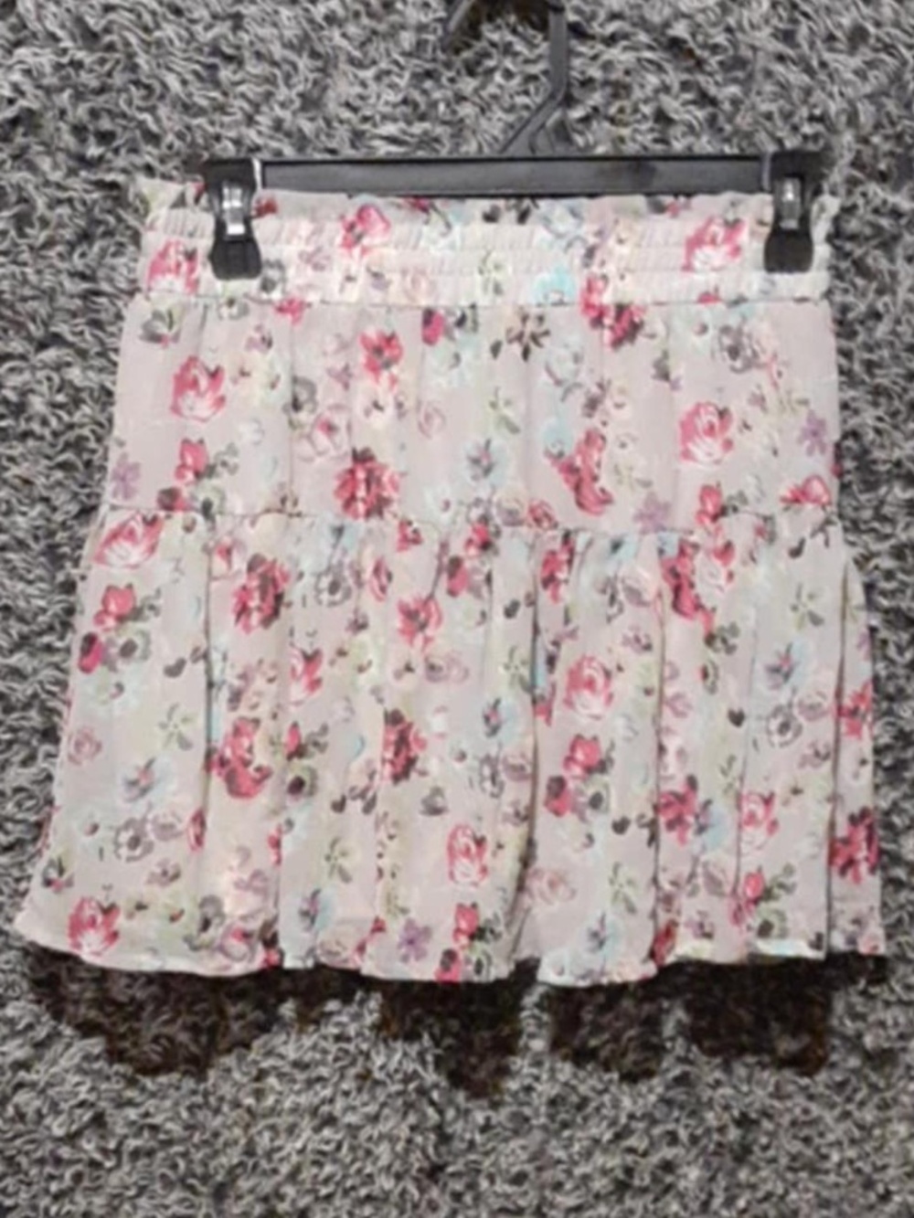 B. Jewel Floral Mini Skirt Women's Medium Pastel Watercolor Lined Elastic Waist